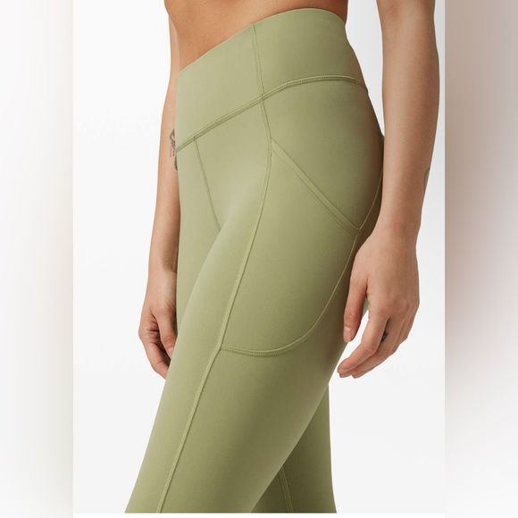 NWOT Lululemon Invigorate High-Rise Tight 25" in Vista Green - Size 10 - Picture 2 of 5